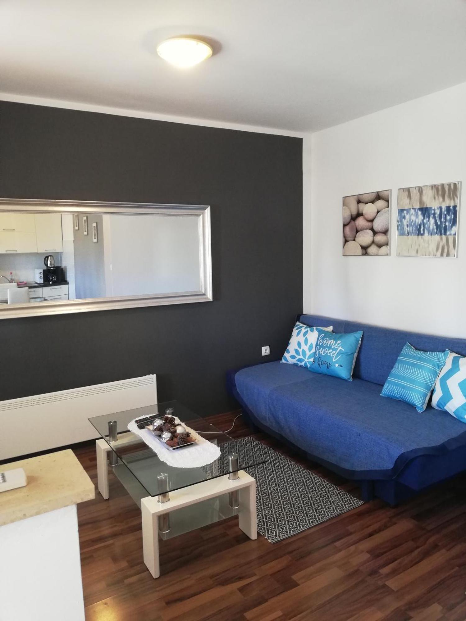 Apartments Poretti For 2,In Center Parking Free In The Yard,6 Min Beach Walk Rovinj Exterior foto